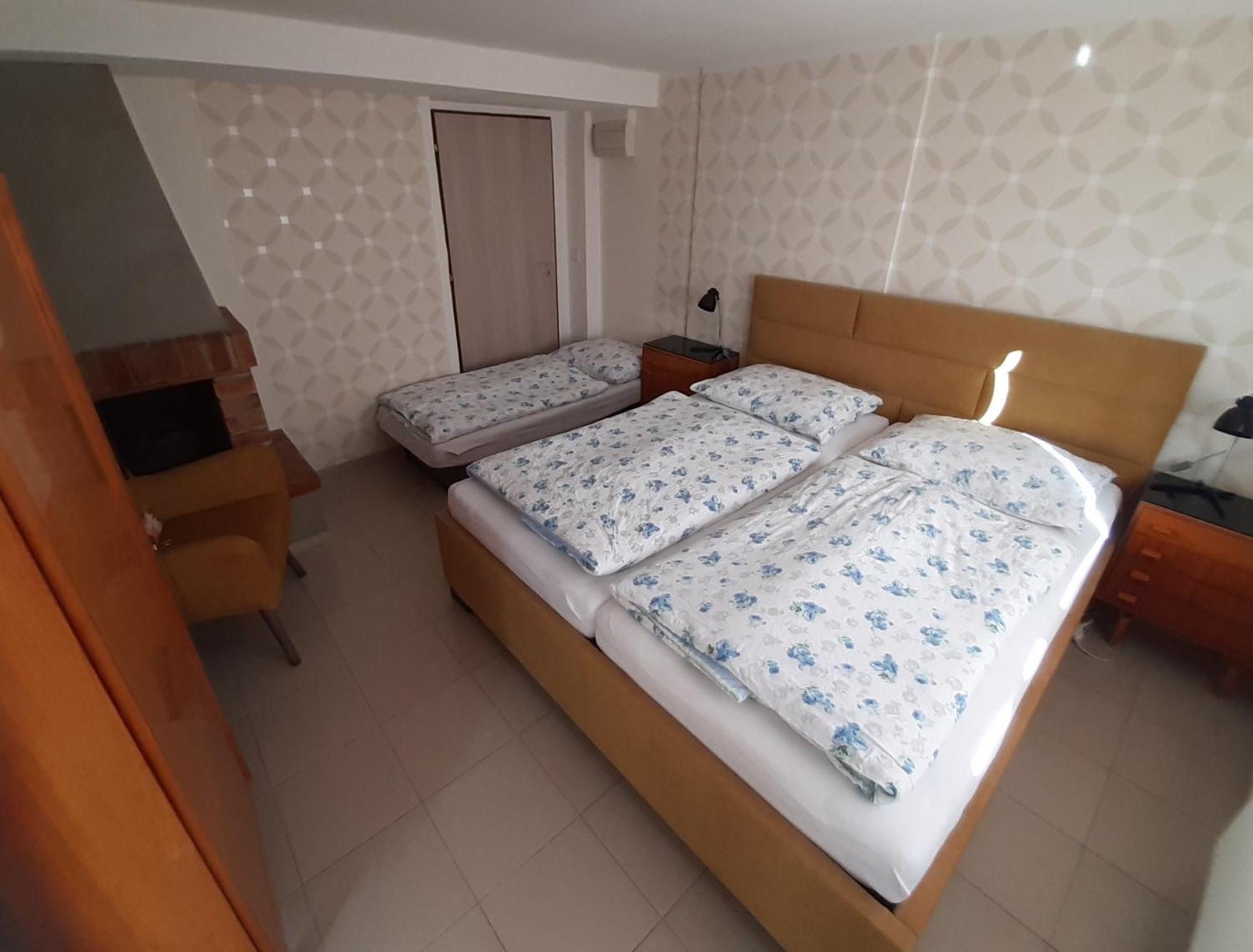 Hluboká nad Vltavou Apartment Adela מראה חיצוני תמונה